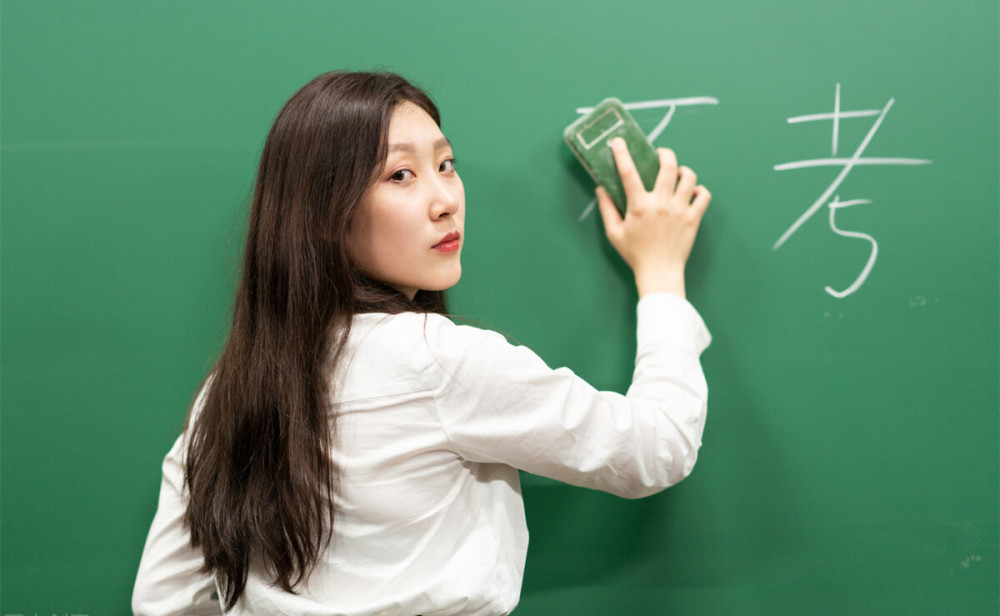 考研界的“真相”：往屆生考研成功率70%？應屆生只能做炮灰？